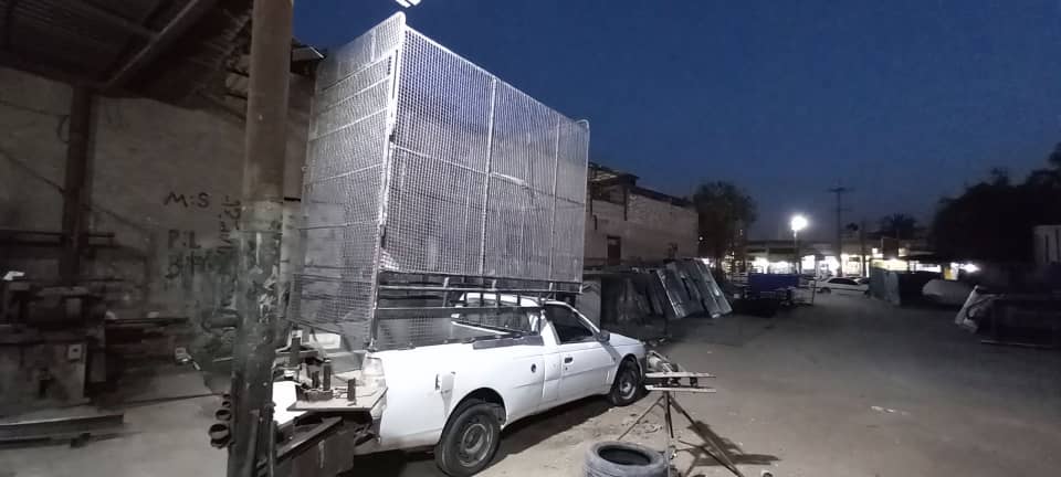 ساخت کفی و باربند ماشین باری زندی لک در قلات شیراز